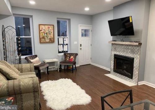 334 Cantrell St, Philadelphia PA  19148-3320 exterior