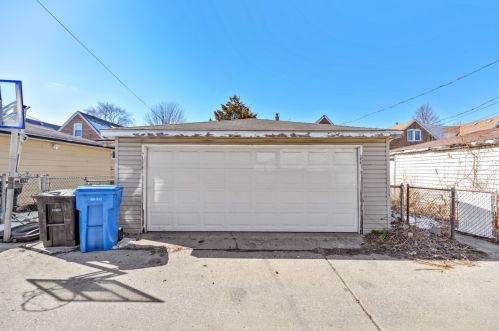 6533 Keeler Ave, Chicago IL 60803-1812 exterior