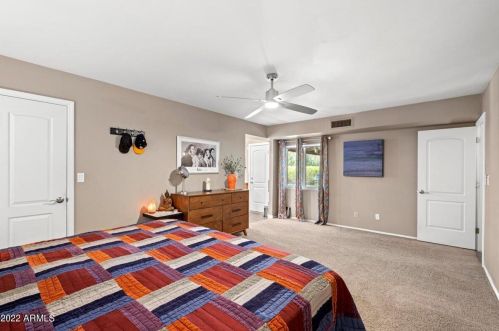 2440 Cinnabar Ave, Phoenix AZ 85020-1736 exterior