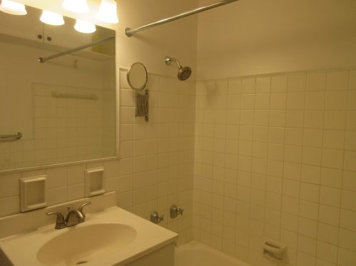 3950 Lake Shore Dr, Chicago IL  60613-3434 exterior