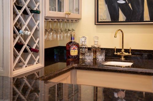 2943 Bellflower Ln, Naples FL 34105-3005 exterior