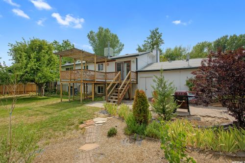 9173 Laura Anne Way, Sandy UT 84070 exterior