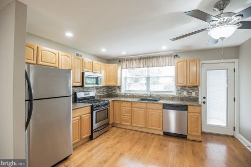 1524 Iseminger St, Philadelphia PA  19147-6216 exterior