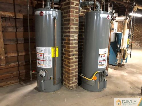 244 Hamilton St, New Brunswick NJ 08901-2206 exterior