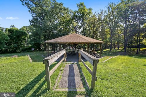 311 Kentucky Ave, Alexandria VA 22305 exterior