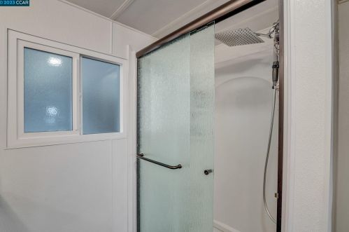 2 Terrace Dr, Concord CA 94518-2047 exterior