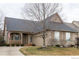 4580 Leblanc Ct, Brighton Twp, MI 48116-4769