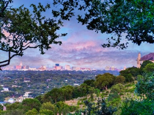 2305 Camino Alto, Austin TX 78746-2408 exterior