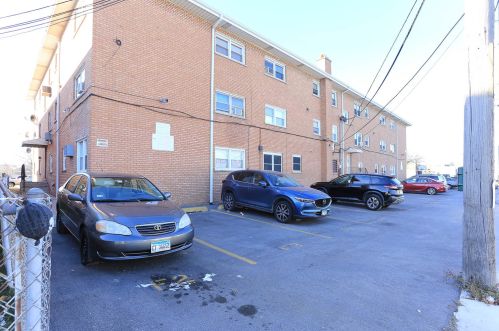 6941 Pulaski Rd, Chicago IL  60629-4238 exterior