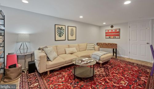 3670 Camden St, Washington DC 20020-1224 exterior