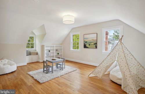 3650 Upton St, Washington DC 20008-3125 exterior