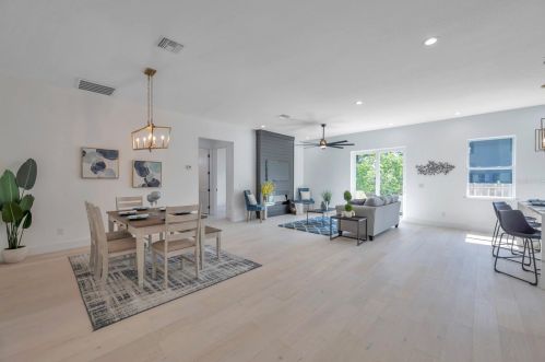 4307 Clark Ave, Tampa FL  33611-1305 exterior