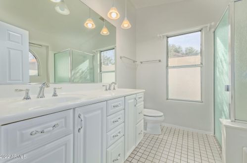 15432 22 Pl, Phoenix AZ 85042-8104 exterior