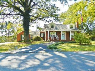 1750 Derhake Rd, Florissant, MO 63033-6419