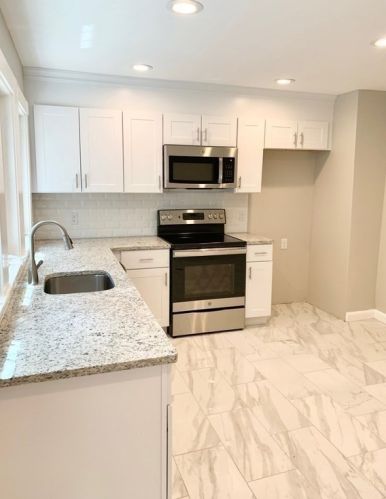 278 Fisher St, Walpole MA 02081-3809 exterior