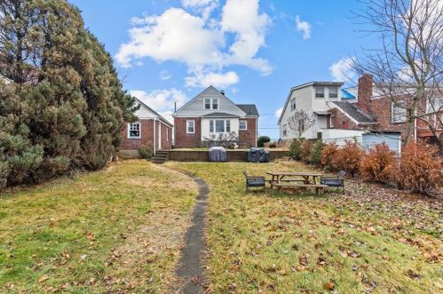 140 Windmill St, Providence RI  02904-1426 exterior