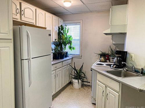 502 Main St, Torrington CT 06790-3963 exterior