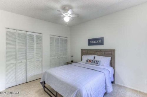 10 Madrid Dr, Tucson AZ  85704-6410 exterior