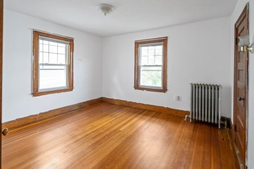 68 Linden St, Brookline MA 02445-7841 exterior