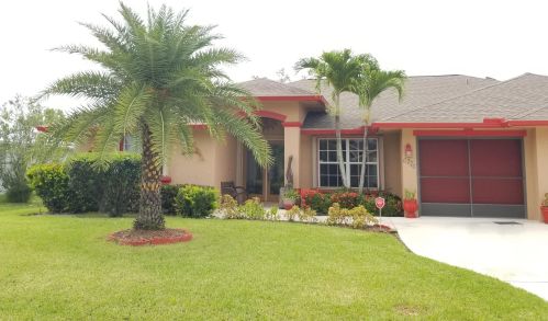 6776 Abigail Ave, Fort Pierce FL  34983-8334 exterior