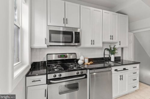 442 Manor Pl, Washington DC  20010-1714 exterior