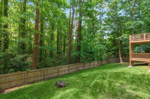 120 Finchley Ct, Atlanta GA  30328-2034 exterior