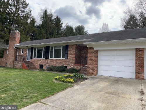 510 Vierling Dr, Silver Spring MD  20904-1009 exterior