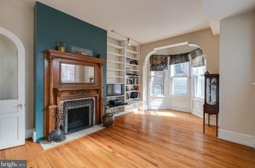 2302 Locust St, Philadelphia PA 19139-4517 exterior