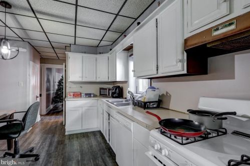 404 Ross St, Lancaster PA 17602-1944 exterior