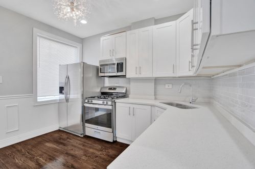 7112 Rhodes Ave, Chicago IL  60619-1114 exterior