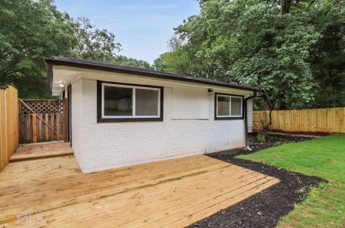 2357 Carey Dr, Atlanta GA  30315-7549 exterior