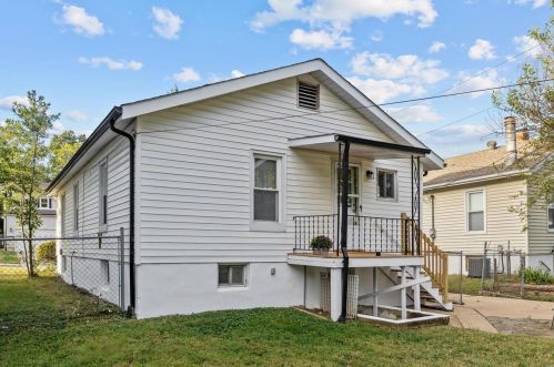 8721 Eulalie Ave, Saint Louis MO 63144-2002 exterior