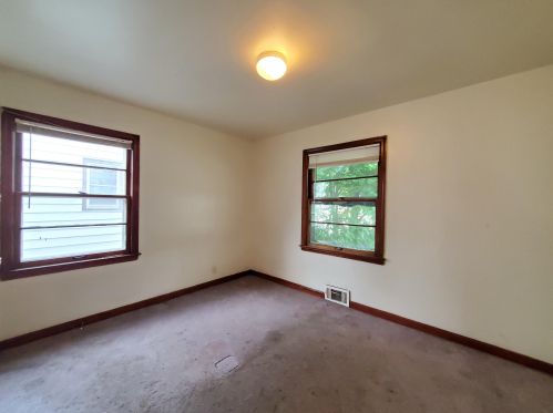 5059 51st Blvd, Milwaukee WI  53218-4330 exterior