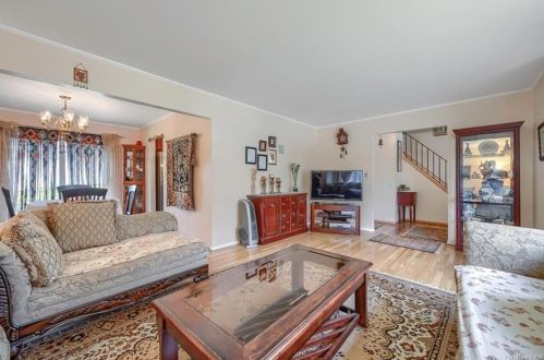 73 Stuart Dr, Poughkeepsie NY 12603-4719 exterior