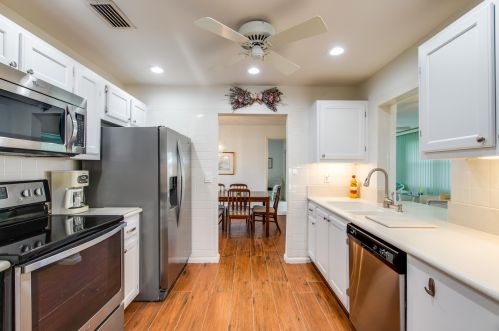 2087 12 Ave, Boynton Beach FL 33435-6039 exterior