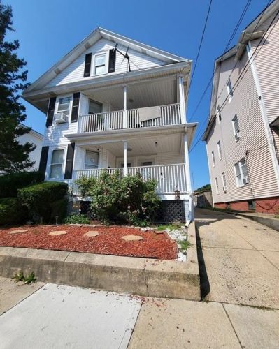 77 Clarence St, Providence, RI 02909-3503