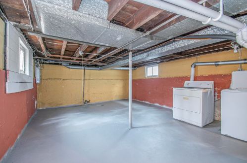 1310 Mcreynolds Ave, Grand Rapids MI 49504-3118 exterior