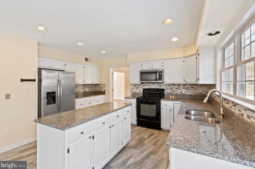 1719 Catherine Fran Dr, Accokeek, MD 20607-3231