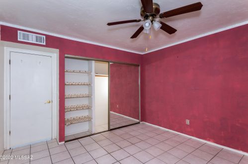 9442 5th St, Tucson AZ 85716-5005 exterior