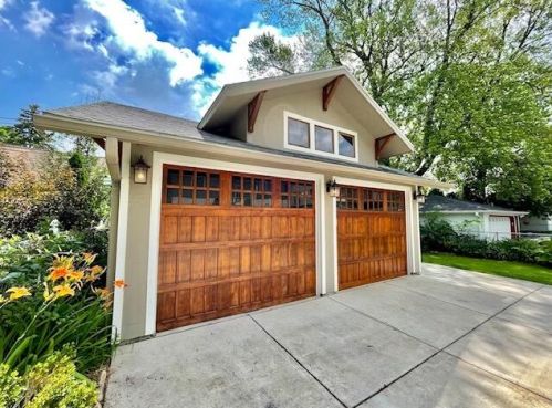 622 67, Milwaukee WI 53213-3953 exterior