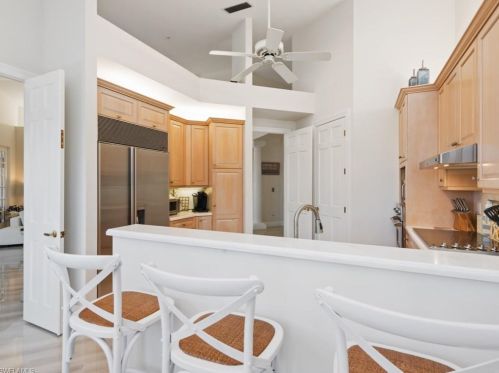 139 Colonade Cir, Naples FL 34103-8717 exterior