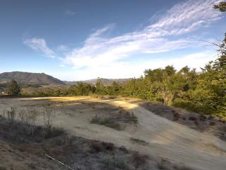 1690 Chandelle Ln, Fallbrook CA  92028-1707 exterior