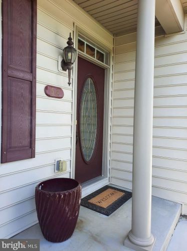 52 Birch Dr, Hanover, PA 17331-9420