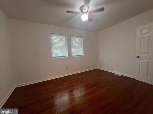 2510 Manton St, Philadelphia PA 19146-3916 exterior