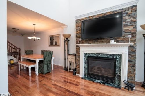 508 Donato Cir, Scotch Plains NJ 07076-1073 exterior