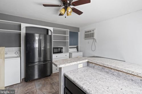 336 Beech St, Pottstown PA 19464-5652 exterior