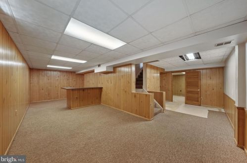 9924 Bedfordshire Ct, Rockville MD 20854-2015 exterior