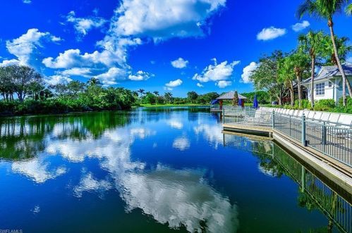 9123 Cherry Oaks Ln, Naples FL 34114-0858 exterior