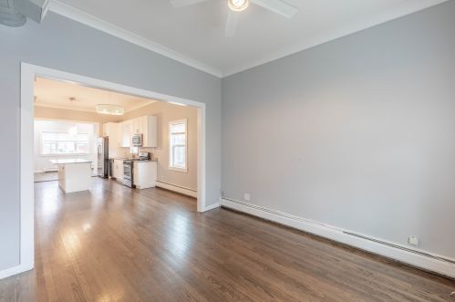 1614 Addison St, Chicago IL  60613-3616 exterior