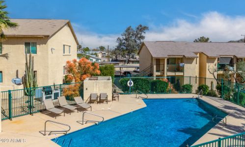 12440 20th St, Phoenix AZ 85022-5800 exterior